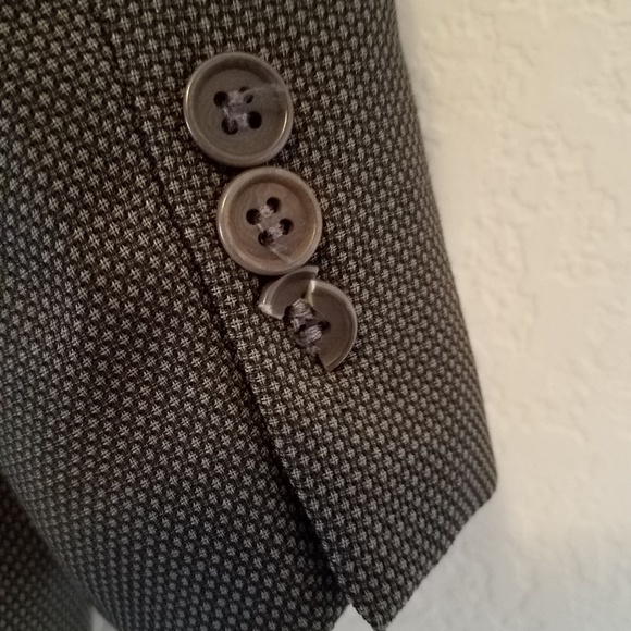 Georgio Armani Le Collezioni 100% Pure Wool Blazer - Picture 8 of 8